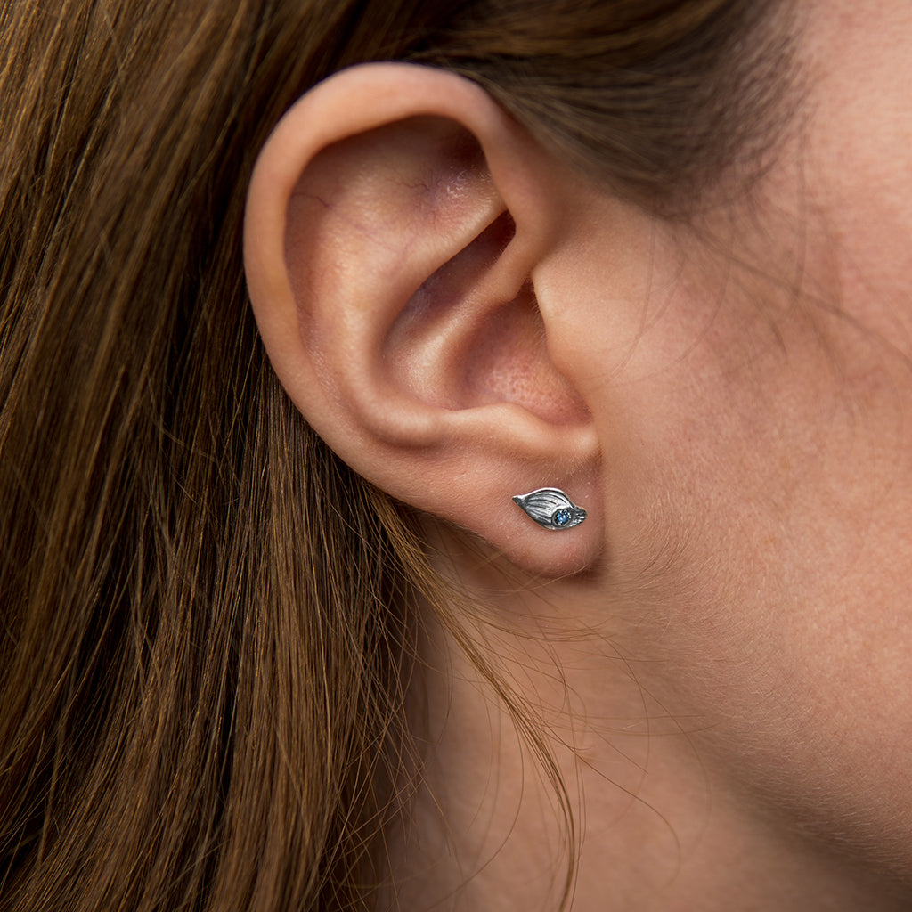 Figa Studs with sapphires